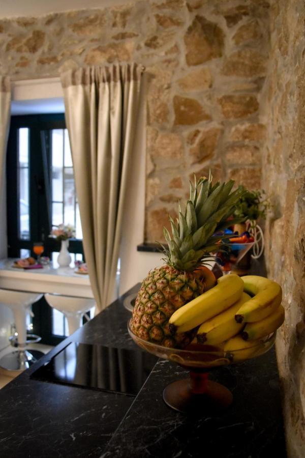 Apartments Bepina- 5 Mins From The Center Split Zewnętrze zdjęcie